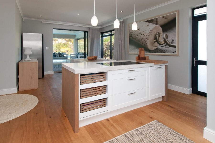 To Let 3 Bedroom Property for Rent in Arabella Western Cape